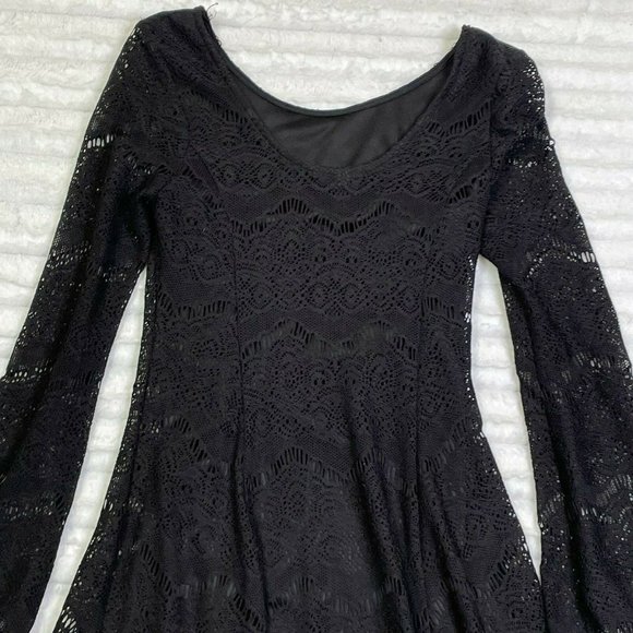Xhilaration Black Lace Dress Size‎ Small S Bell Sleeve Scoop Back - Picture 4 of 7